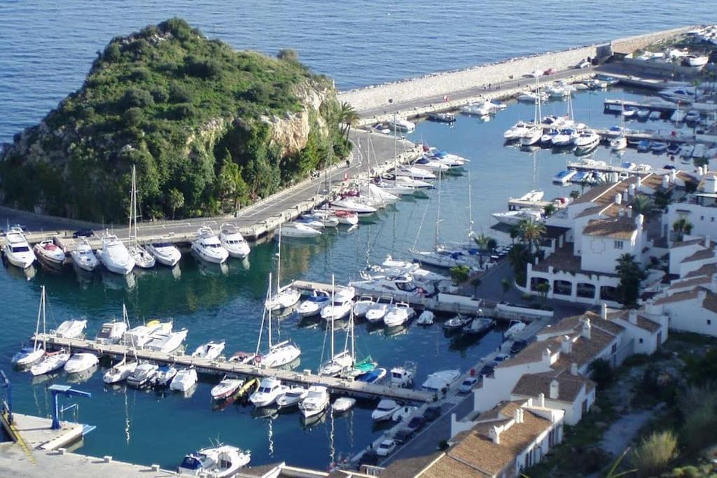 Las Gondolas Y El Mar Almuñécar Exteriör bild
